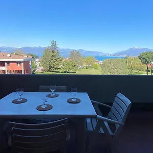 The Sunny Lake - With Pool Appartamento