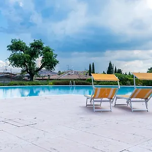Oleandro - Featuring A Private Garden And Access To 5 Pools Appartamento